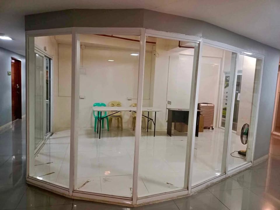 COMMERCIAL UNIT FOR SALE GOSHEN LAND TOWERS CONDOMINIUM – photo 1