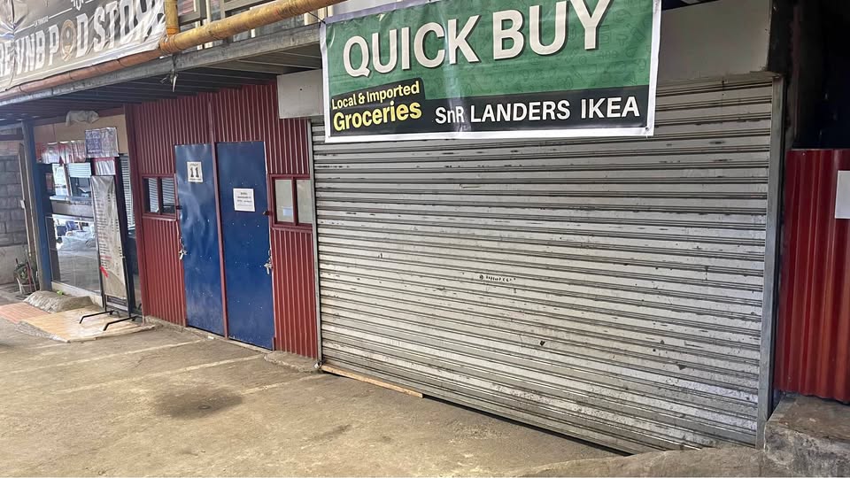 Bodega/office for rent – photo 1