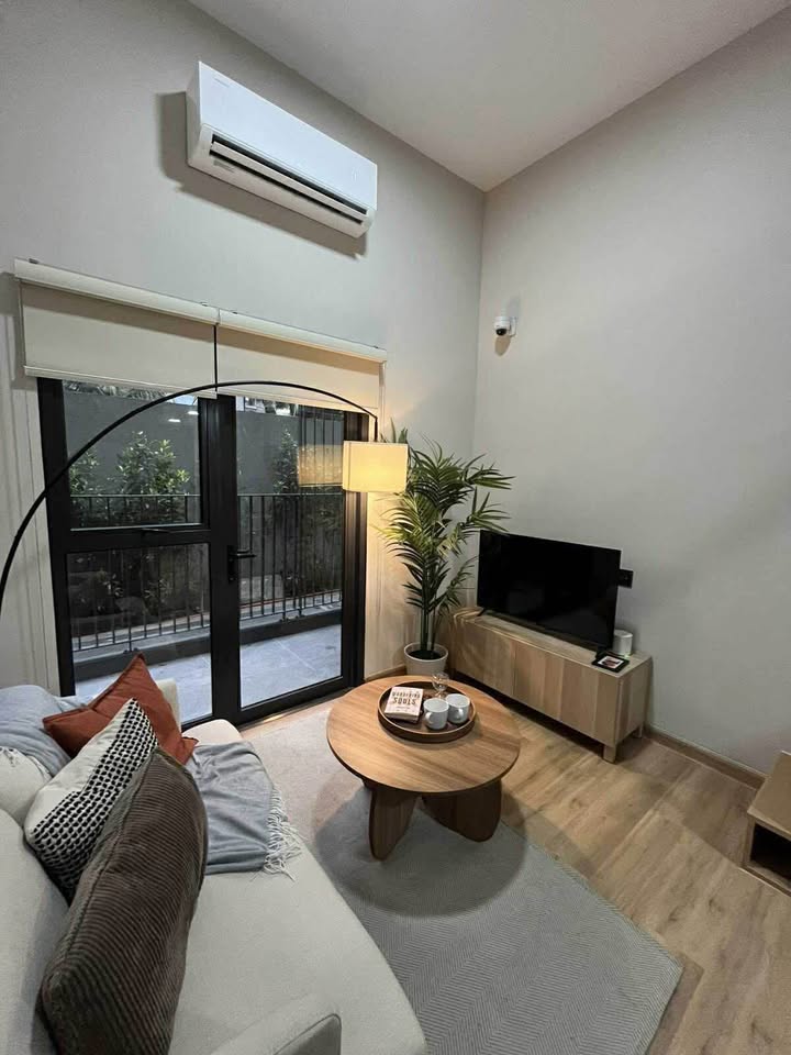 Sandbox Community Unit 7B for sale – photo 1